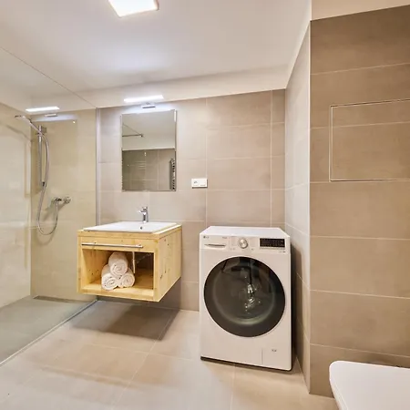 Krakonos Apartamento *