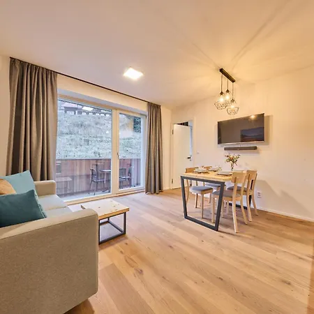 Krakonos Apartamento *